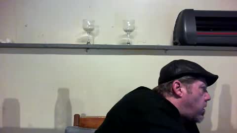 Snapshot of justsetfree chatting on February 17, 2025, 5:14 am justsetfree online show from February 17, 2025, 5:14 am