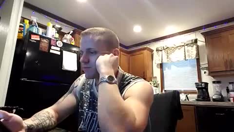 justus0624 online show from September 29, 2025, 11:31 pm