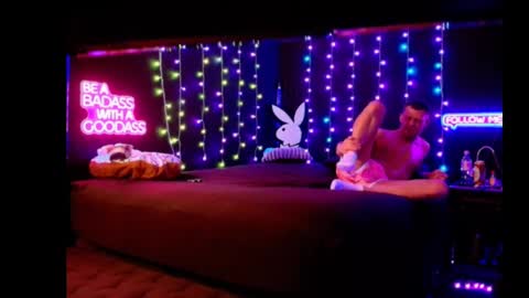 Eetantungfuk Mias online show from February 23, 2025, 1:46 am