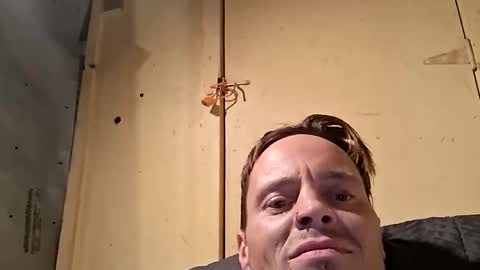 Snapshot of jveillette00p27 chatting on November 15, 2025, 10:26 pm JimmyJams online show from November 15, 2025, 10:26 pm