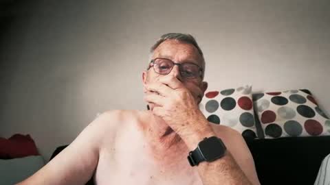 Arthur01750 online show from July 23, 2026, 10:35 am