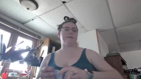 Snapshot of k1t_kat97 chatting on March 3, 2026, 5:41 pm k1t_kat97 online show from March 3, 2026, 5:41 pm