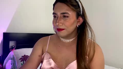 Snapshot of k_i_m_o_r_a_h chatting on February 25, 2025, 5:58 pm KIM online show from February 25, 2025, 5:58 pm