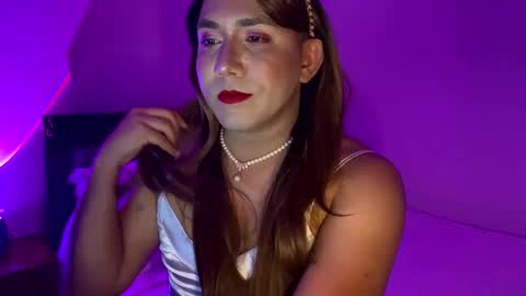 Snapshot of k_i_m_o_r_a_h chatting on March 7, 2025, 5:29 am KIM online show from March 7, 2025, 5:29 am