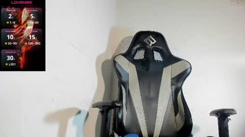 kael_cassian online show from June 25, 2026, 9:19 pm