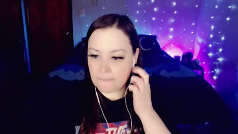 Snapshot of kaeli_day chatting on December 24, 2024, 8:27 pm Goddess Kaeli online show from December 24, 2024, 8:27 pm