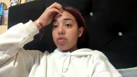 KAHELIINDEPENDENT MODEL online show from February 10, 2026, 4:27 am