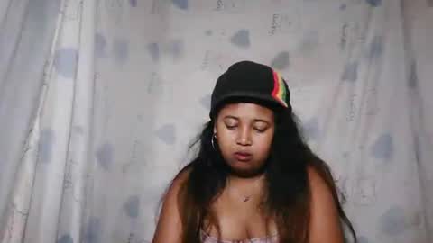 Snapshot of kaillah chatting on June 25, 2026, 7:13 am kaillah online show from June 25, 2026, 7:13 am