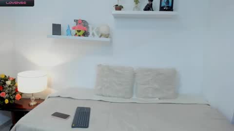 Snapshot of kailua_rose chatting on February 15, 2025, 1:31 am KailuaRose online show from February 15, 2025, 1:31 am