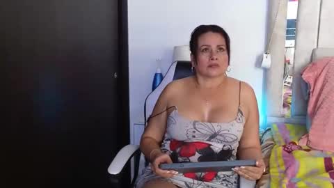 Snapshot of kaily_jonness chatting on January 31, 2025, 9:59 pm kaily jonness online show from January 31, 2025, 9:59 pm