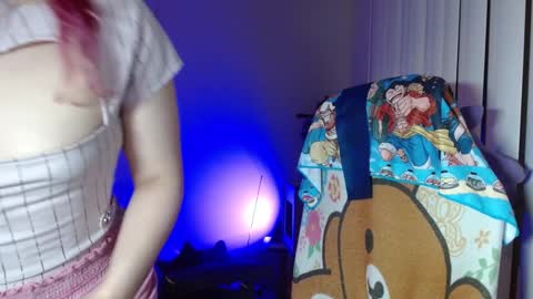 Snapshot of kairilovescumm chatting on December 3, 2024, 1:30 am Kairi online show from December 3, 2024, 1:30 am