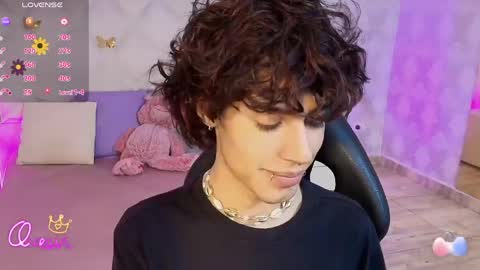 kaisage_tay online show from April 23, 2026, 3:19 am