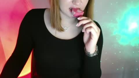 Kaitlin online show from March 31, 2026, 10:04 am