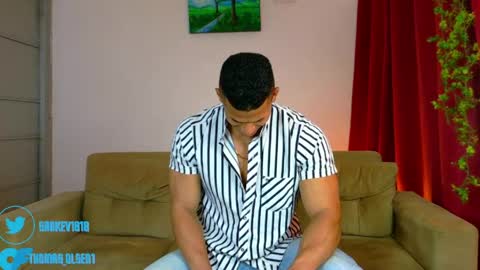 Snapshot of kale_tomson chatting on May 1, 2026, 5:39 pm kale thomson online show from May 1, 2026, 5:39 pm