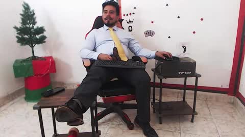 Kaleth online show from November 13, 2025, 3:49 am