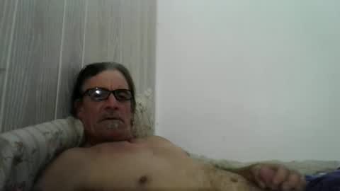 Snapshot of kalifornia91666 chatting on December 16, 2024, 5:17 am kalifornia91666 online show from December 16, 2024, 5:17 am