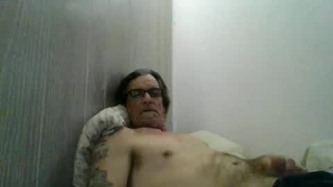 Snapshot of kalifornia91666 chatting on December 25, 2024, 12:37 am kalifornia91666 online show from December 25, 2024, 12:37 am