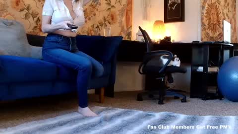 Tara Smith online show from January 12, 2025, 4:18 pm