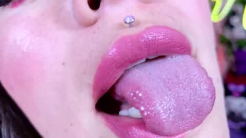 Kalypzo  online show from March 15, 2026, 7:20 pm