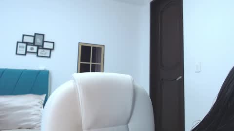 Kamilalopez online show from January 12, 2025, 9:08 pm