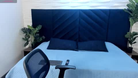 jhon online show from February 1, 2026, 11:42 am