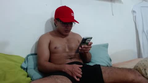 Snapshot of kamenov07 chatting on January 4, 2025, 4:11 pm kamenov07 online show from January 4, 2025, 4:11 pm