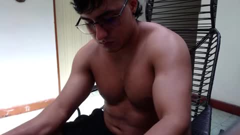 Snapshot of kamenov07 chatting on January 16, 2025, 4:28 pm kamenov07 online show from January 16, 2025, 4:28 pm