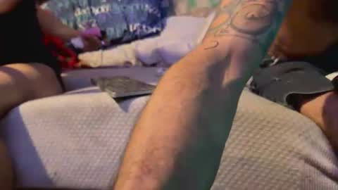 Snapshot of kamikazeozzy_juicylucee chatting on February 12, 2026, 7:47 am kamikazeozzy_juicylucee online show from February 12, 2026, 7:47 am