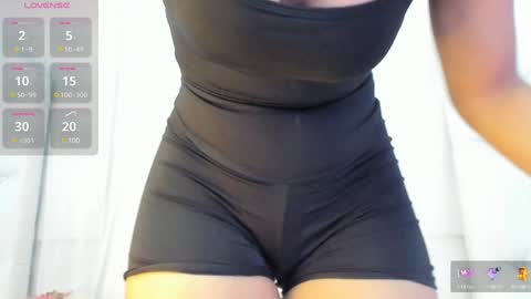 Snapshot of kamila_arias chatting on February 7, 2025, 12:17 pm online show from February 7, 2025, 12:17 pm