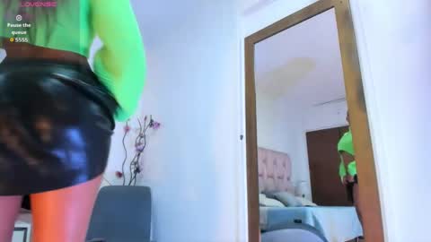 Snapshot of kamila_arias chatting on April 25, 2026, 12:52 pm online show from April 25, 2026, 12:52 pm