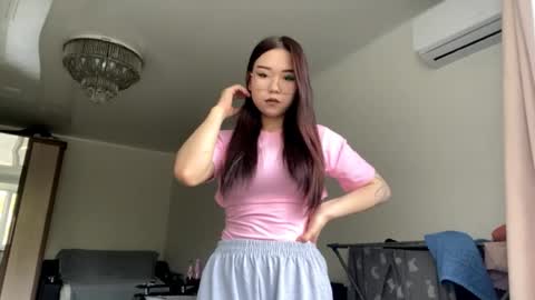 Bella online show from May 26, 2026, 11:34 pm