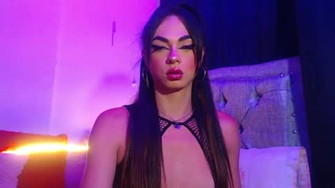 CAMILA SANTAMARIA online show from June 24, 2026, 11:48 pm