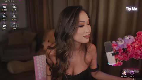 kamilee__xo online show from July 4, 2026, 10:05 pm