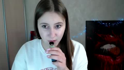 kamilla_love_ online show from April 11, 2026, 11:58 am