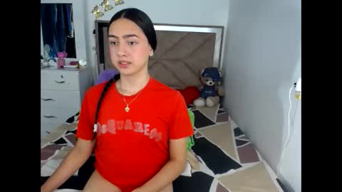 Snapshot of kammi_candy chatting on May 27, 2026, 12:51 am -- kammi -- online show from May 27, 2026, 12:51 am