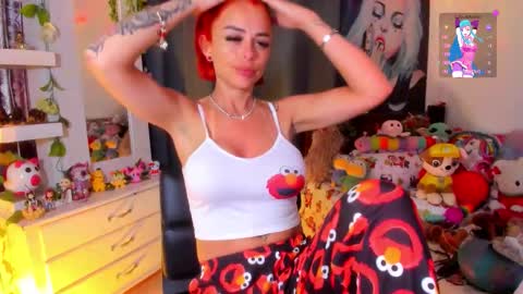 hello  Im Danni online show from February 25, 2026, 9:46 pm