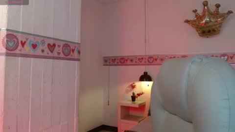 kaoryy_1 online show from December 17, 2025, 11:27 am