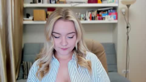 Kara. Off from 15th till 24th of December online show from September 19, 2025, 10:54 pm