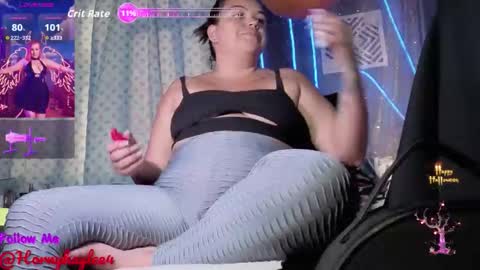 Snapshot of kareen_shantall chatting on October 26, 2025, 6:03 pm Kareen online show from October 26, 2025, 6:03 pm