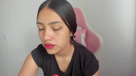 karely_sweet_ online show from July 16, 2026, 12:33 pm
