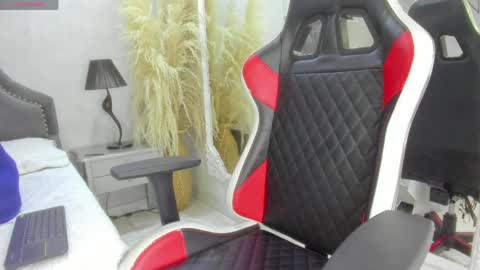 Karely online show from March 30, 2026, 1:12 pm