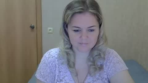 karennelsonx online show from July 15, 2026, 1:05 pm