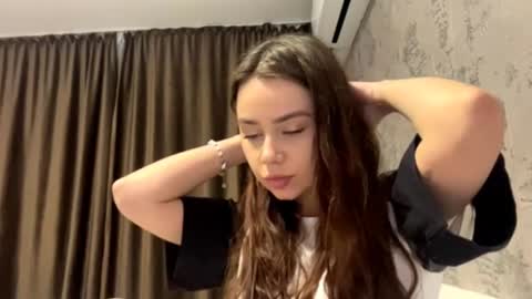 kareystutsman online show from December 16, 2025, 6:35 pm