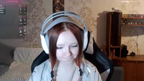 Snapshot of karicynthia chatting on October 1, 2025, 4:24 pm Lisa Backler online show from October 1, 2025, 4:24 pm