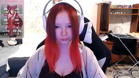 Snapshot of karicynthia chatting on November 11, 2025, 4:07 pm Lisa Backler online show from November 11, 2025, 4:07 pm