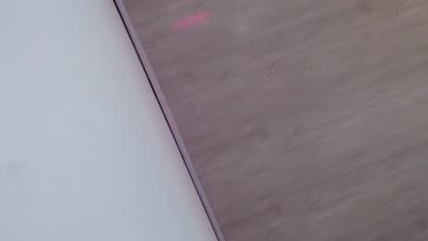 Snapshot of karima_sarabe chatting on December 18, 2024, 9:29 pm karima_sarabe online show from December 18, 2024, 9:29 pm