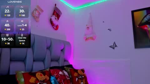 Snapshot of karin_grey69 chatting on December 14, 2024, 1:50 am Karin online show from December 14, 2024, 1:50 am