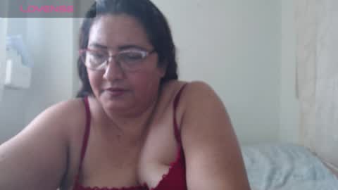 Snapshot of karina_turbay chatting on December 5, 2024, 9:17 pm Karina online show from December 5, 2024, 9:17 pm