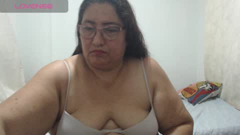 Snapshot of karina_turbay chatting on December 9, 2024, 12:12 am Karina online show from December 9, 2024, 12:12 am