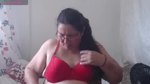 Snapshot of karina_turbay chatting on October 25, 2025, 3:18 pm Karina online show from October 25, 2025, 3:18 pm